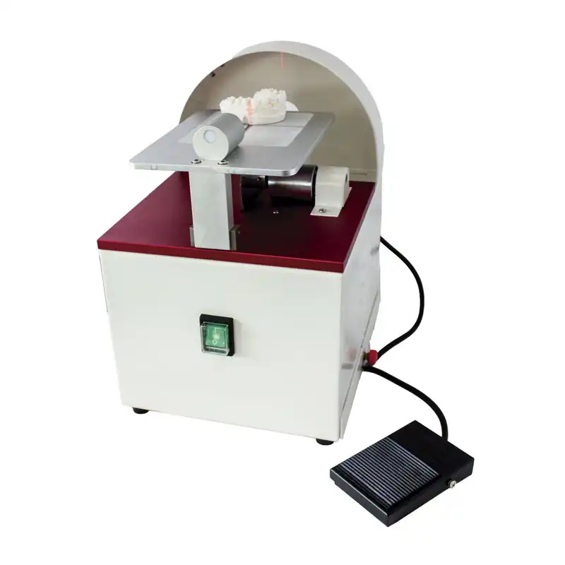 Individualizing Die Cutter Bader