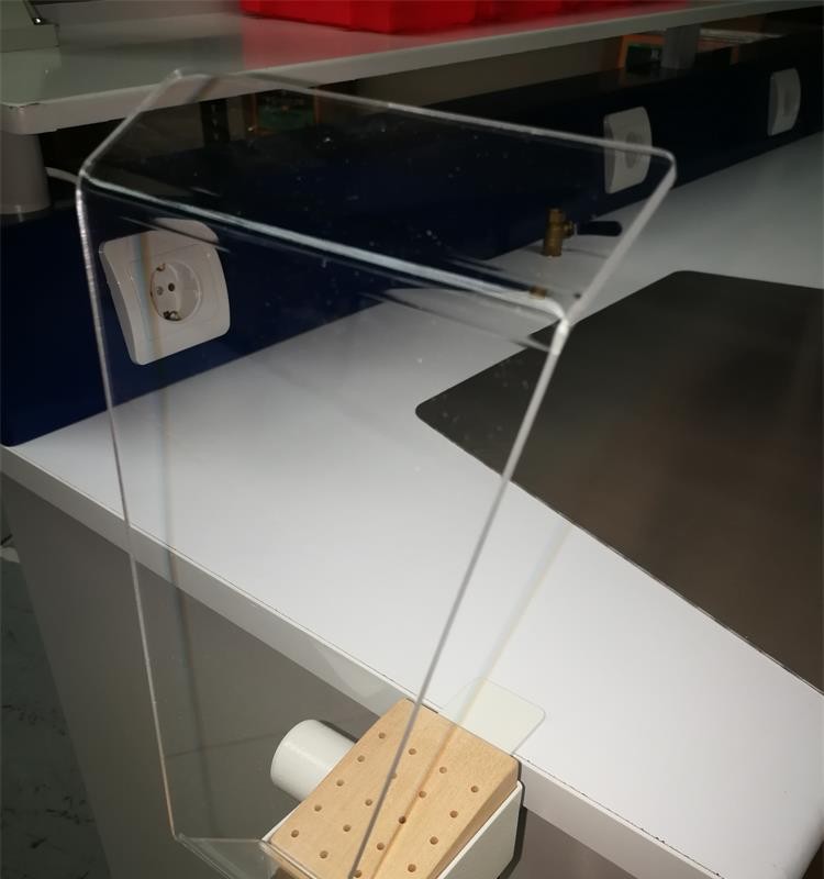 SPLINTER GUARD WITH PROTECTOR FOR PORTABLE ASPIRATION ZILFOR