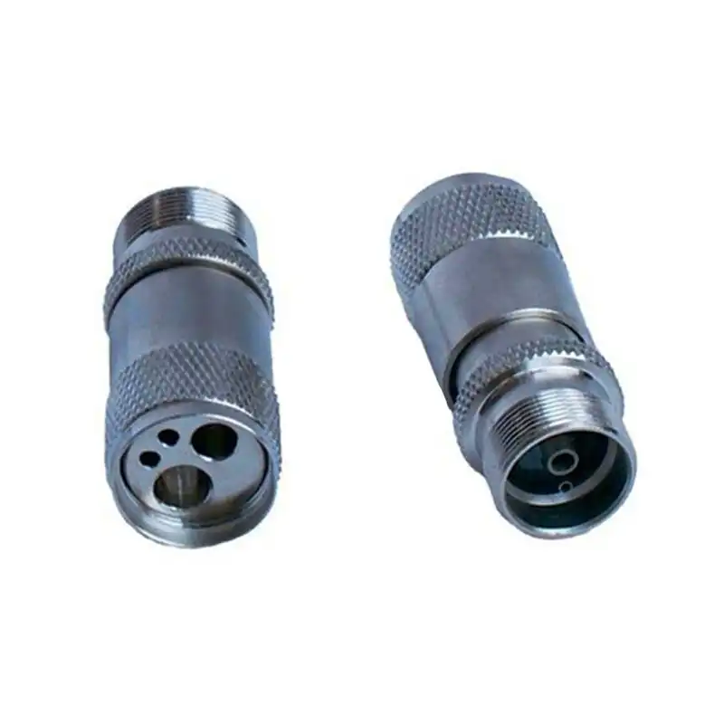 Borden/Midwest Adapter from 2 to 4 Outlets Bader