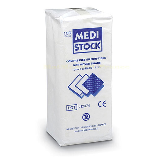Non-woven compresses – size. 5 x 5 cm