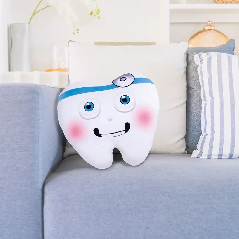 Molar Cushion Uri Bader