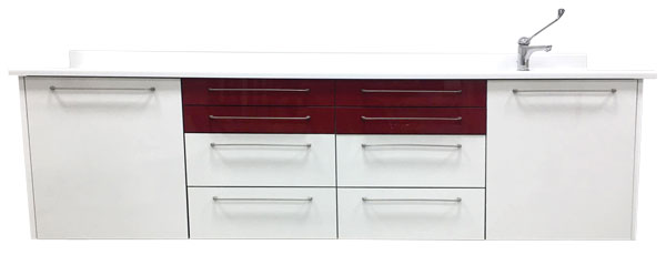 Laminated clinical cabinet – 4 modules, with surgical sink and faucet – with 1 cabinet with wheels