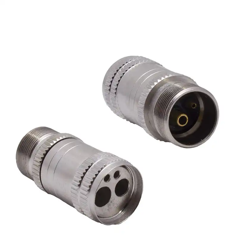 Borden/Midwest Adapter from 2 to 4 Outlets Bader